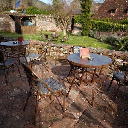 Chateau De Vassinhac Chambres D'Hotes Collonges La Rouge Екстериор снимка