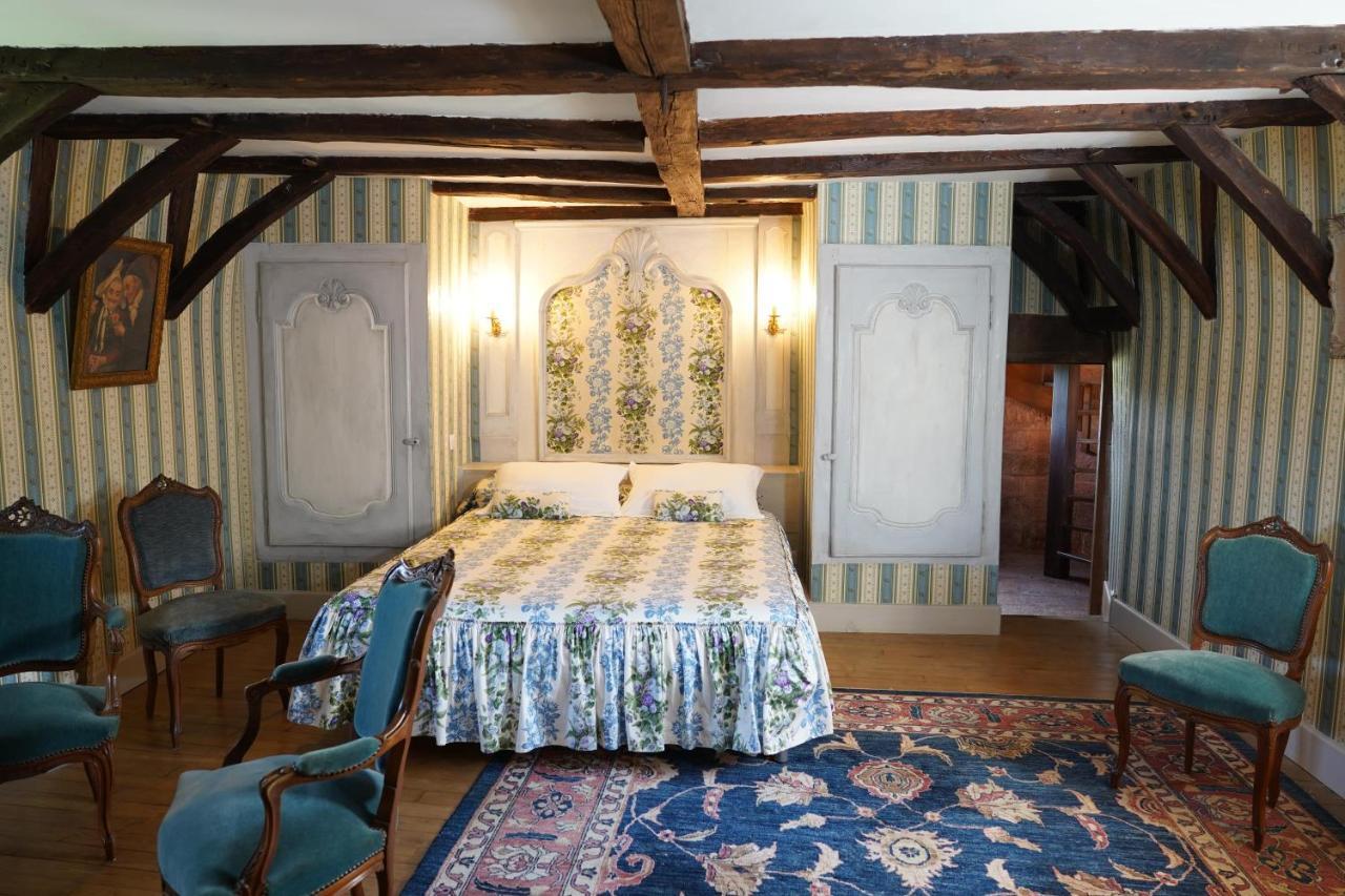 Chateau De Vassinhac Chambres D'Hotes Collonges La Rouge Екстериор снимка