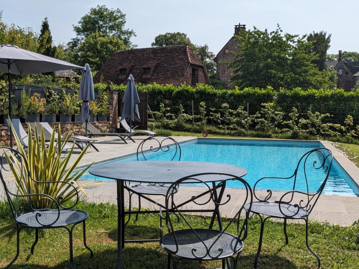 Chateau De Vassinhac Chambres D'Hotes Collonges La Rouge Екстериор снимка
