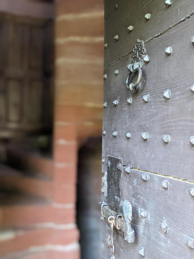 Chateau De Vassinhac Chambres D'Hotes Collonges La Rouge Екстериор снимка