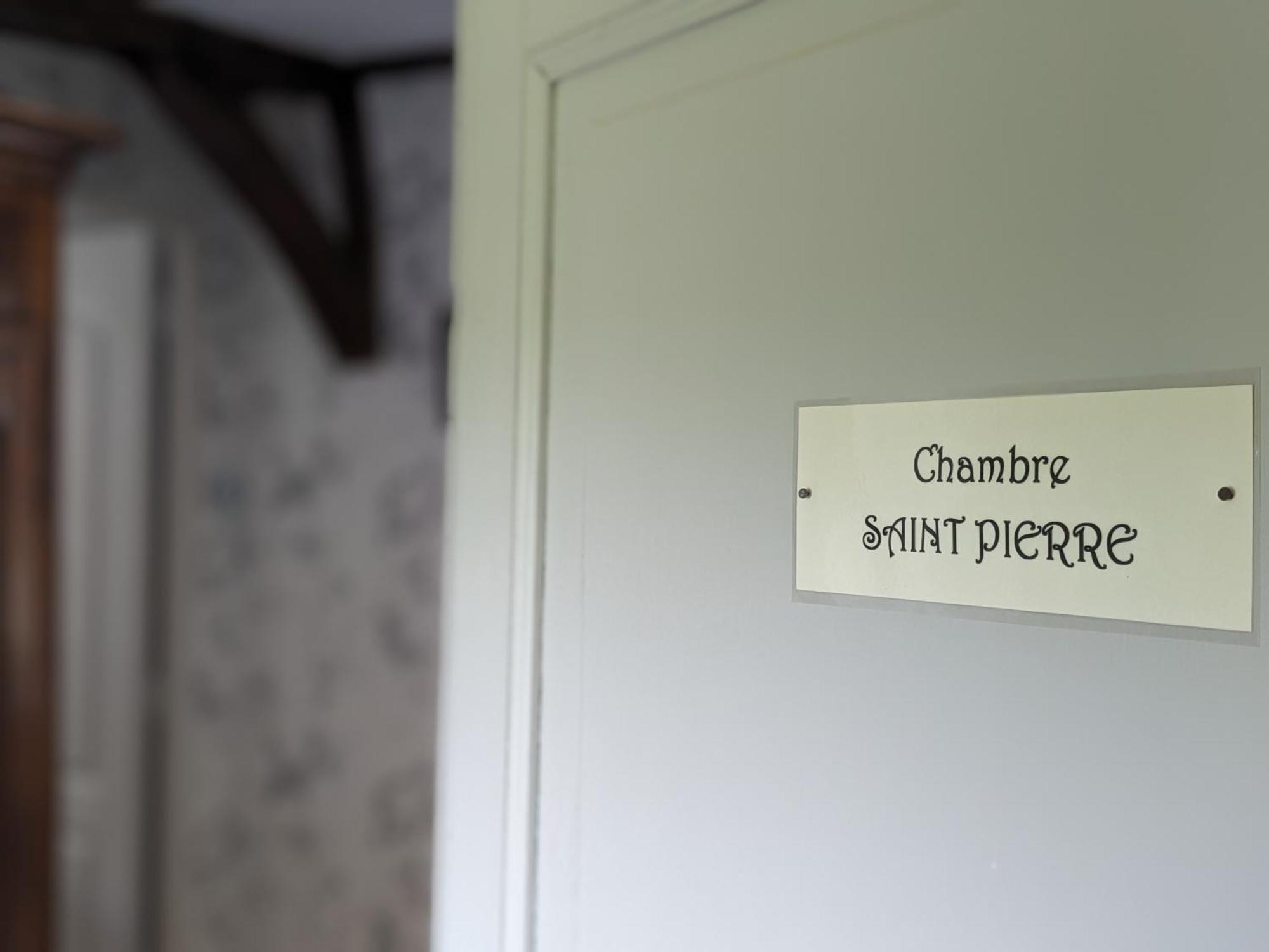 Chateau De Vassinhac Chambres D'Hotes Collonges La Rouge Стая снимка